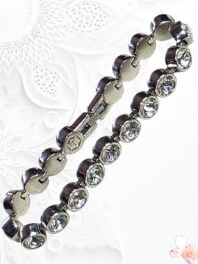 Touchstone Crystal By Swarovski Ice Tennis Bracelet Round Crystal Silver Tone 7"